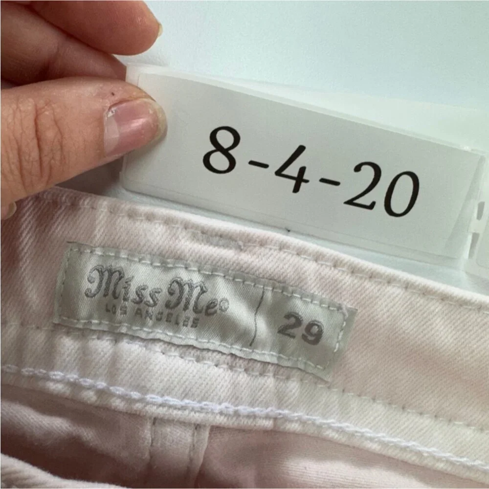 Miss Me Soft Pink Jeans - Picture 3 of 8